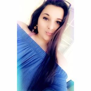 Meet your Posher, Layla